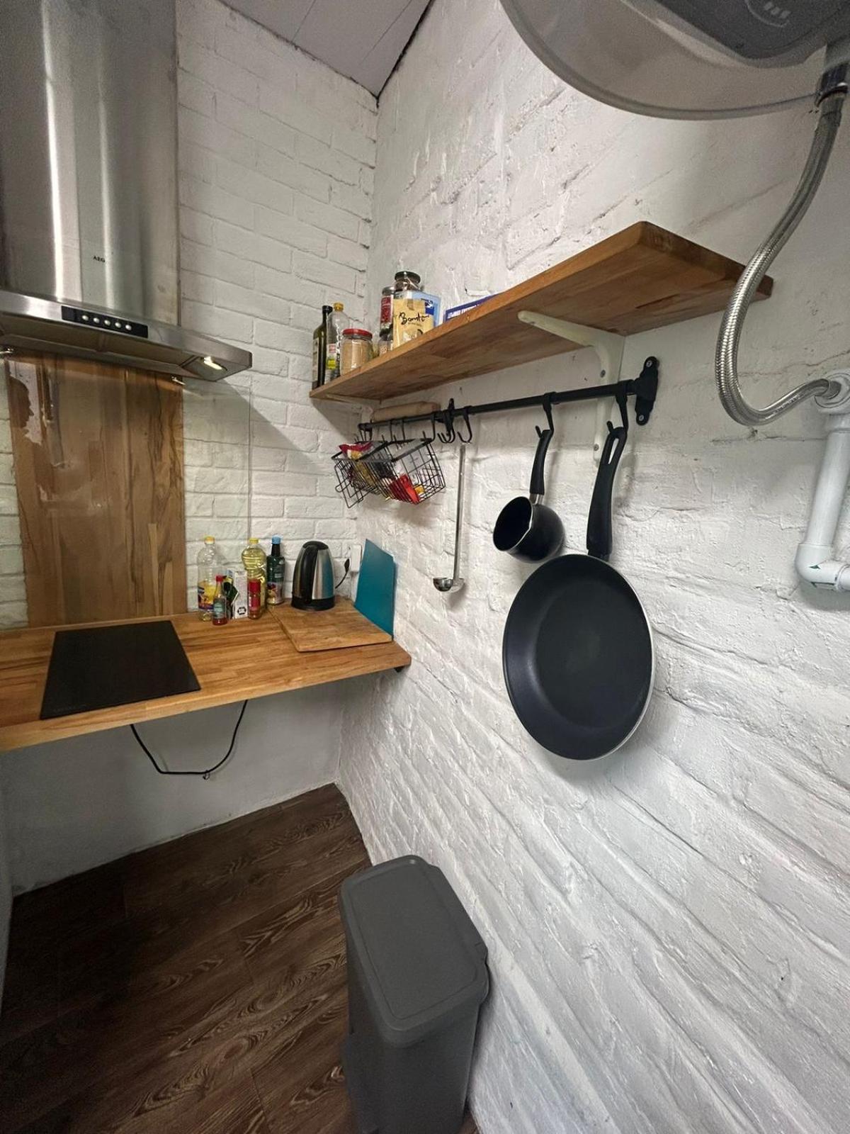 Private Apartament With Shared Bathroom Белград Екстериор снимка